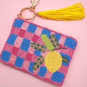 Monedero de Cuentas Estilo Boho Hecho a Mano para Mardi Gras, con Cierre, Opciones de Diseño Personalizado con Bordado, Cuentas de Semilla y Patrón de Estrella Pequeña - Product Image 1