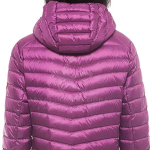 Chaqueta Acolchada Gruesa para Mujer, con Capucha y Cuello Alto, Forro de Nailon Transpirable, Diseño Tejido, Invierno, Alta Calidad - Product Image 6