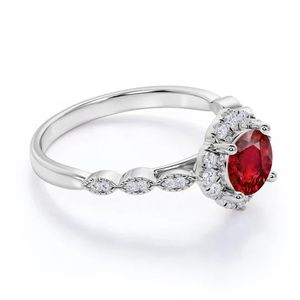 Anillo de Compromiso Solitario de Plata de Ley 925 con Rubí Creado en Laboratorio, Certificado por Terceros, de Shama Gems Jewels, Ideal para Fiestas - Product Image 4