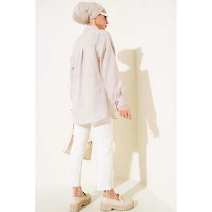 เสื้อผูกเชือกด้านหน้าสีเบจ - Product Image 4