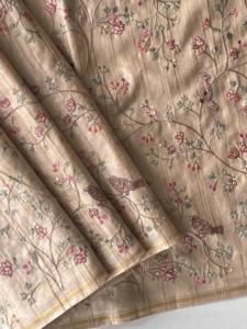 Nouvelle arrivée dernière tenue de créateur attrayant incroyable métier à tisser pur Tussar avec broderie Saree fabrication de Surat à vendre - Product Image 1