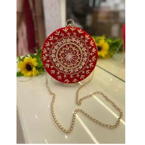 Sac à main brodé de luxe fait main de forme ronde à la mode exquise pour les mariages d'élite - Product Image 1