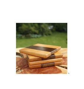 Dessous de verre décoratif en bois avec des œuvres d'art florales ou mandala gravées au laser pour un attrait visuel sur les paramètres de la table à manger - Product Image 1