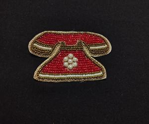 Broche en broderie de perles d'oiseaux géométriques pour un usage décontracté, broche en broderie de perles artisanale avec logo personnalisé par glowin fashion - Product Image 5