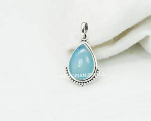 925 Plata de Ley sólida mes de marzo piedra natal Calcedonia azul con ajuste de bisel colgante en forma de pera - Product Image 3