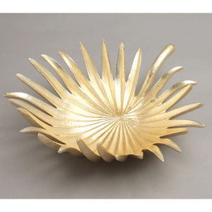 Accesorios de utensilios de cocina de diseño antiguo Cuenco para servir Calidad de lujo Material de metal plateado Cuenco para servir frutas a la venta - Product Image 6