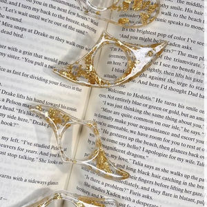 Support de page de livre en résine, poignée pour les doigts, accessoire de lecture durable et confortable, parfait pour les livres, les documents d'étude, les journaux et les romans - Product Image 1