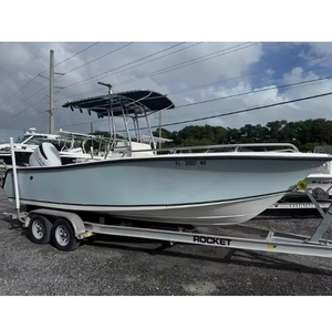 Bateau de pêche à console centrale polyvalent d'occasion 2008 pour les sports nautiques en haute mer, les loisirs, les aventures familiales, les embarcations marines 21 pieds avec remorque - Product Image 1