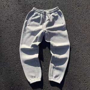 Pantalones Deportivos Personalizados de Lona con Rayas, Logotipo Bordado, 100% Algodón, Estilo Baggy, para Hombre - Product Image 1