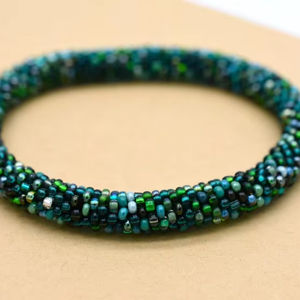 Brazalete de abeja con cuentas hecho a mano-Brazalete para mujeres y niñas - Product Image 1