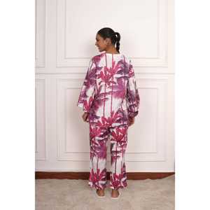 ชุดนอนผู้หญิง Breezy Palm ODM ลายดอกไม้ ผ้าเจอร์ซีย์ ระบายอากาศและให้ความอบอุ่น ไซส์ XS-สำหรับใส่ที่บ้านในฤดูหนาว - Product Image 1