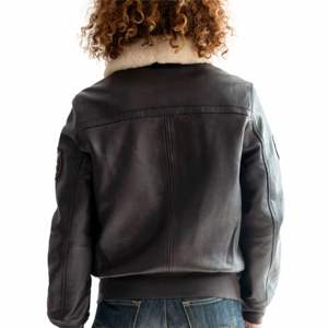 Blouson aviateur en cuir de haute qualité pour hommes avec patchs authentiques | Design personnalisable - Product Image 4