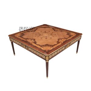 โต๊ะกาแฟทรงสี่เหลี่ยมหรูหรา พร้อมลวดลายไม้ประณีตและรายละเอียดทองเหลือง สำหรับตกแต่งห้องนั่งเล่นอย่างสง่างามและเหนือกาลเวลา - Product Image 4