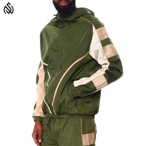 2025 nuevo diseño cortavientos con logotipo personalizado para hombre, ropa de calle de talla grande de alta calidad, chándales impermeables de algodón con cremallera, estilo informal - Product Image 4