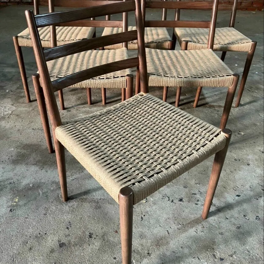 منتج رائج كرسي طعام منسوج بإطار خشبي من ديش بين, كرسي طعام منسوج من مصنع VN