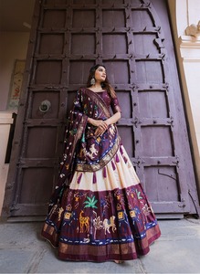 คอลเลกชันผ้าไหม lehenga choli เสื้อคอลเลกชั่นประจำชาติพิมพ์ลายแฟนซี - Product Image 2