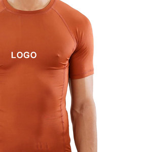 T-shirt de gymnastique imprimé personnalisé pour les hommes Slim Fit Compression Workout Wear OEM Sports Shirt Wholesale Package - Product Image 4