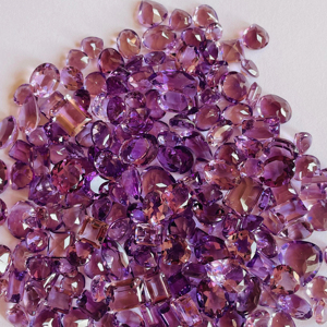 Mezcla de amatista natural Corte de origen de Brasil Calidad AAA con excelente brillo Piedras brillantes de alta claridad Piedras preciosas sueltas a precio barato - Product Image 2
