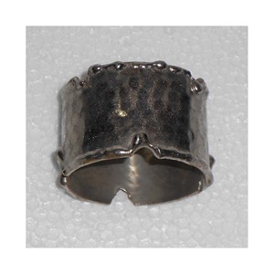 Highest Quality Table Decorations Wedding Dinner <b>Party</b> <b>Napkin</b> Rings Unique Style Handcrafted Silver Color Hammered <b>Napkin</b> Holder - Product Image 1