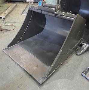 Godet de nivellement multifonction QS60, accessoire d'excavatrice robuste pour les travaux de construction et d'entretien généraux - Product Image 1