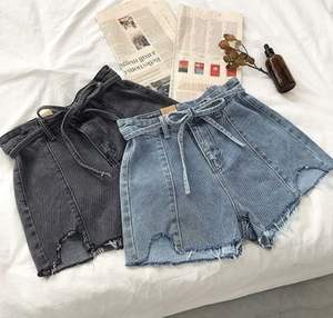 Shorts en jean déchirés délavés taille mi-haute coupe droite style vintage décontracté pour femme – Qualité supérieure, respirant et imperméable – Collection Été 2025 - Product Image 2