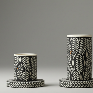 El proveedor indio ofrece candelabro decorativo con patrón floral hecho a mano con incrustaciones de hueso negro - Product Image 3