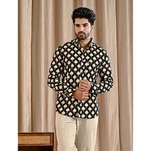 Chemise décontractée noire 100 % coton imprimée avec col mandarin, manches longues, tissu popeline, style smart décontracté, respirante et tendance - Product Image 3