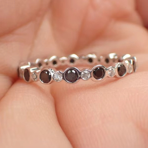 Sólido 925 plata esterlina alternando ónix negro y laboratorio creado diamante eternidad banda anillo recuerdo leche materna hallazgos de joyería - Product Image 1