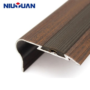 Preço de Fábrica NIUYUAN, Protetor de Degrau de Alumínio com Acabamento em Madeira, Antiderrapante com Inserto de Borracha - Product Image 1