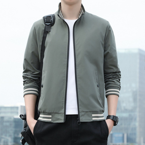 แจ็กเก็ตขนเป็ดเบสบอลสไตล์เกาหลีสำหรับผู้ชายมีคอตั้งผ้าใบสีทึบโลโก้ด้านหน้า - Product Image 6