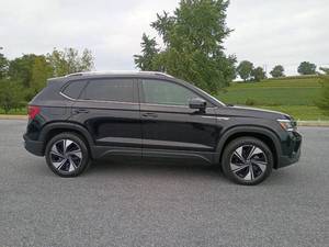 Volkswagen Taos SE 4Motion d'occasion à bas prix, modèle 2024, à vendre - Product Image 5