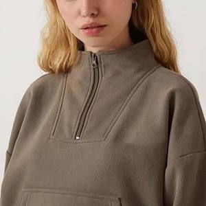 Sudadera de algodón personalizada para mujer 2023 OEM cuello redondo media cremallera pulóver con logotipo bordado colección de invierno de talla grande de otoño - Product Image 5