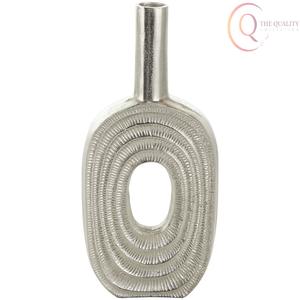 Vase à fleurs en métal artisanal avec un design unique, idéal pour la mise en scène florale et la décoration intérieure - Product Image 2