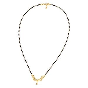 Charmant pendentif Mangal Sutra en or 18 carats Design papillon minimaliste Porter tous les jours Collier en acier inoxydable Mélange ancien moderne - Product Image 3