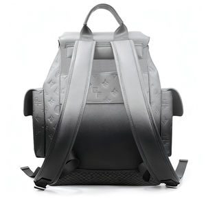 Zaino per Laptop in Pelle di Alta Qualità, Stile Vintage e Business per Uomo, con Design Impermeabile e Logo Personalizzato in Rilievo - Product Image 3