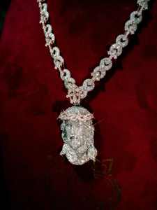 Hot Sale 925 Silver Moissanite Jesus Head Pendant Fancy Colors Diamonds Rose <b>Gold</b> Plated <b>Statue</b> Prayer Jewelry Pendants Charms - Product Image 5