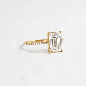 Bague de mariage en moissanite taille émeraude éblouissante pavé avec pierres - Product Image 2