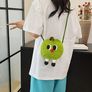 Nouveau sac à bandoulière portable en coton tissé au crochet, motif pomme, petit et mignon, pour femme et enfant, collection transfrontalière, modèle unique - Product Image 3