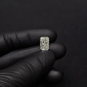 Diamante Cultivado en Laboratorio con Corte Radiante, Preferido para Anillos de Compromiso y Joyería Nupcial de Primera Calidad - Product Image 6