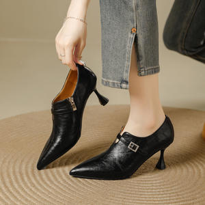 Escarpins à talons carrés en daim pour femmes, talon bloc, confort et amorti, pour le bureau et le quotidien - Product Image 2