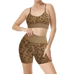 Femmes athlétique haute élastique Fitness porter sans couture Yoga ensemble de gymnastique collants ajustés côtelé deux Shorts pantalon XL costume de sport hiver - Product Image 4