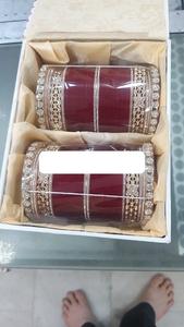 Ensemble de chura de mariée rouge et blanc de qualité supérieure beaux bracelets de mariage avec emballage personnalisé d'Inde - Product Image 2
