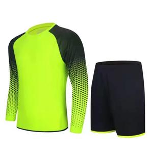 Maillot de football de haute qualité à sublimation complète, tenues de football de club personnalisées, uniformes de football de conception professionnelle pour équipes - Product Image 3