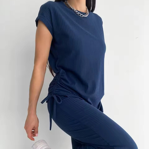 Top de manga corta de color sólido de verano personalizado, pantalones de pierna ancha, conjunto informal de punto de dos piezas para mujer, azul marino - Product Image 1