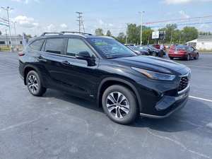 Usado para Toyota Highlander Hybrid AWD XLE 4dr SUV bastante atractivo con asientos de cuero oscuro Turbo Engine R19 neumáticos Left Steeri - Product Image 5