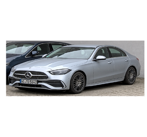 Mercedes-Benz Classe C d'occasion à faible kilométrage en parfait état Super affaire avec sièges en cuir Intérieur foncé FWD Drive R15 Taille des pneus - Product Image 2