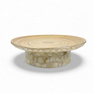 Support à nourriture en nacre, artisanat en coquillage, fait à la main pour la présentation de desserts, produit au Vietnam - Product Image 1