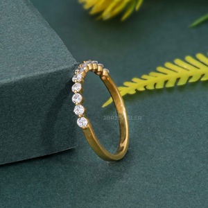 Anillo de boda de oro sólido de 14K con diamante cultivado en laboratorio certificado IGI por encargo, joyería de lujo al precio más bajo - Product Image 1