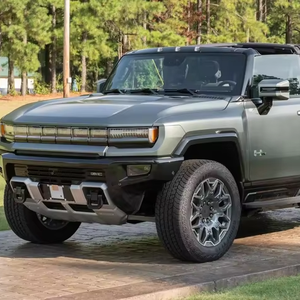 Chevrolet Silverado 3500HD LT Crew Cab Híbrido Turbo SUV AWD 2024 Usado, Cuero Oscuro, Volante a la Izquierda, ACC, Automático, R15, Cámara - Product Image 4