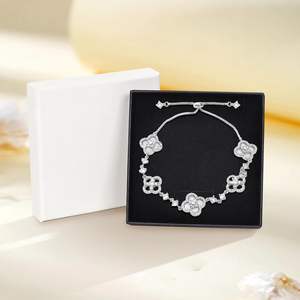 Pulsera Hijunmi para Mujer, Chapada en Oro de 18K, con Trébol y Concha Natural, Cadena Delicada, Regalo de Joyería - Product Image 6